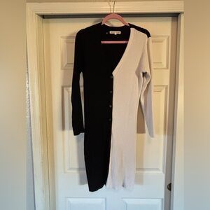 Elegant Two-Tone Long Sleeve Dress